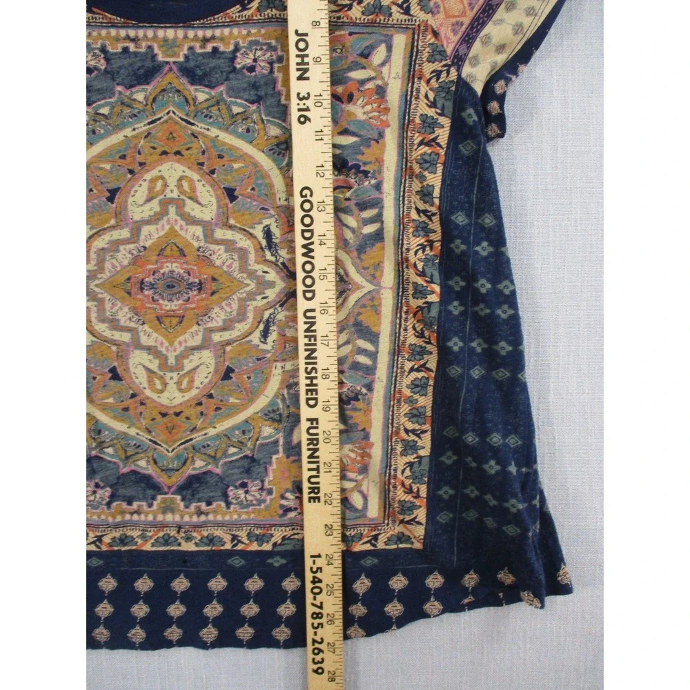 Lucky Brand Women 1X Navy Blue Medallion Scarf Print Short Sleeve Scoop Neck Top